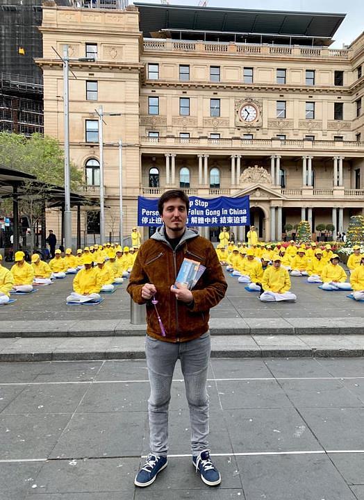 David Riccidiello iz Italije bi želio da Falun Gong praktikanti u Kini mogu nesmetano prakticirati.