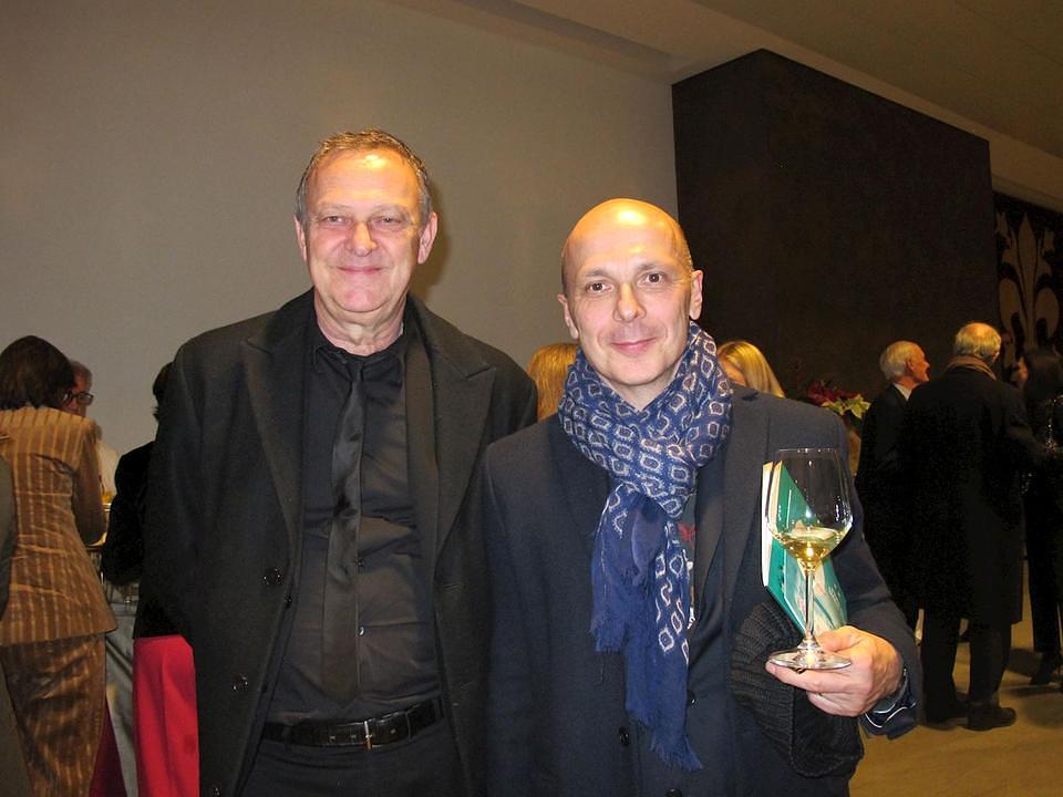 Koreograf Davide Bombana (desno) proslavio je blagdane gledajući Shen Yun u Teatro del Maggio Musicale Fiorentino u Firenci, 27. prosinca 2019. godine. 