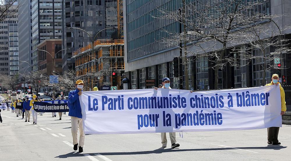 Falun Dafa praktikanti su u Montrealu u Quebecu, 24. aprila 2021. godine, održali  aktivnosti povodom obilježavanja 22. godišnjice apela od 25. aprila održanog u Pekingu