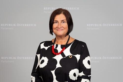  Petra Bair, poslanica austrijskog parlamenta i portparol SPD-a za globalni razvoj