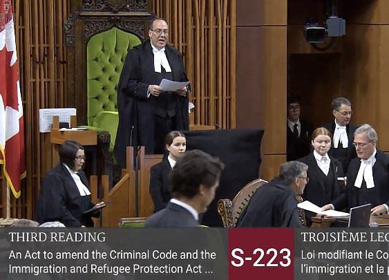  Predlog zakona S-223 (Zakon o izmenama i dopunama Krivičnog zakonika i Zakona o imigraciji i zaštiti izbeglica [trgovina ljudskim organima]) jednoglasno je usvojen u kanadskom parlamentu 14. decembra 2022. godine.