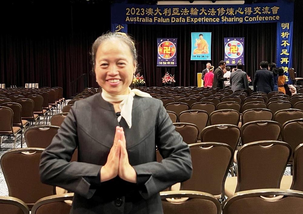 Anna je Falun Dafa počela prakticirati 2010. godine. 