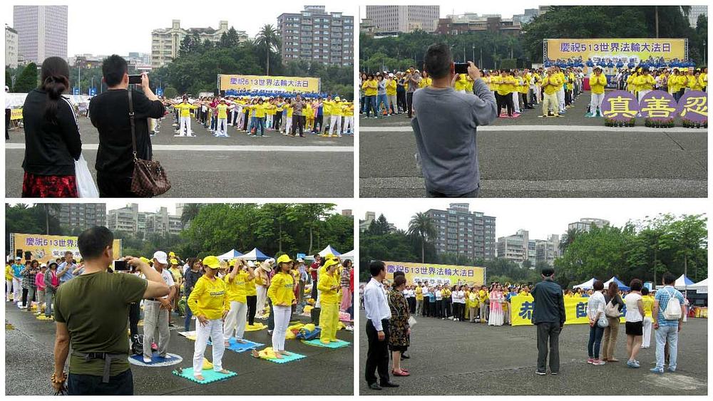 Turisti iz Kine gledaju i snimaju ovu Falun Gong manifestaciju velikih razmjera, nešto što oni imaju priliku vidjeti jedino kada putuju u inostranstvo, budući je Falun Gong progonjen u Kini.