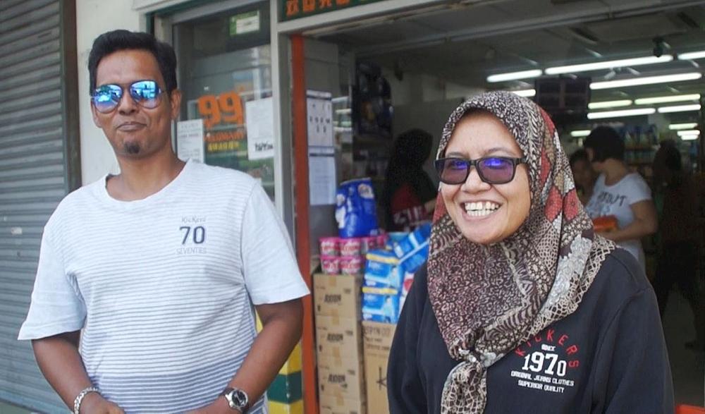 Sheffield, koji je sa svojom  suprugom gledao manifestaciju, je kazao da voli ovakve aktivnosti jer promoviraju tradicionalnu kulturu.