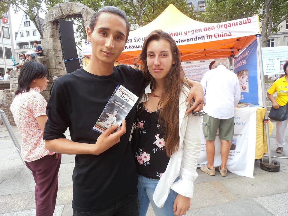 Mossomiah i njegova djevojka Michelle