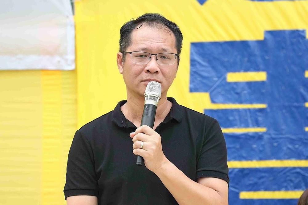 Richard Tsoi Yiu-Cheong, vice predsjednik Alijanse za Hong Kong na skupu 