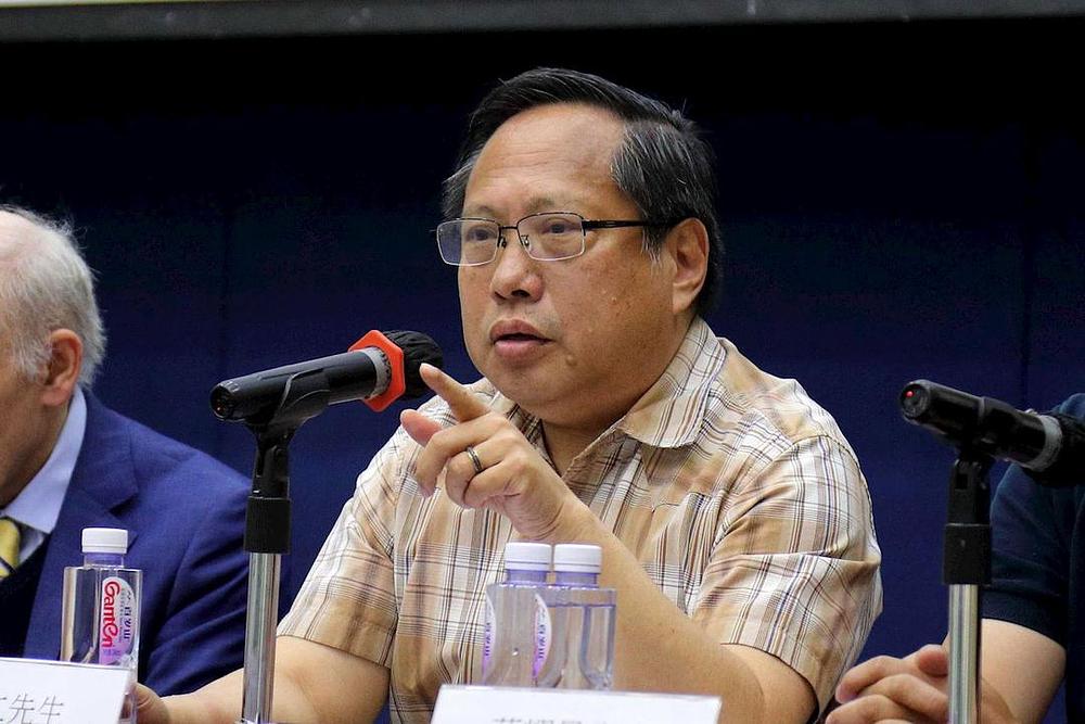 Bivši zakonodavac Albert Chun-yan Ho 