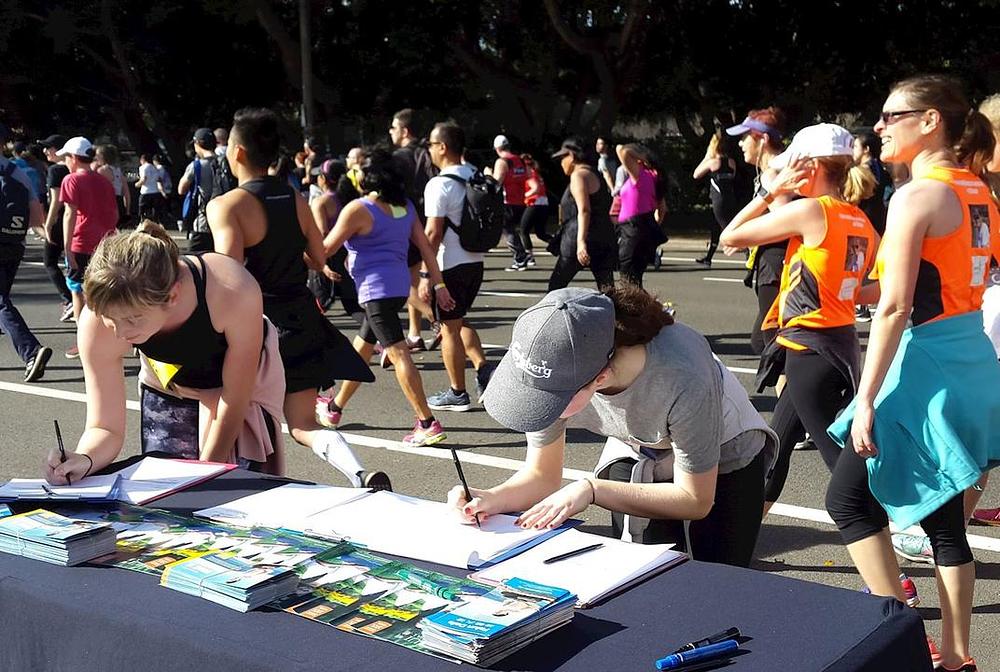 Mnogi su potpisali peticiju koja poziva na okončanje progona Falun Gonga u Kini.
