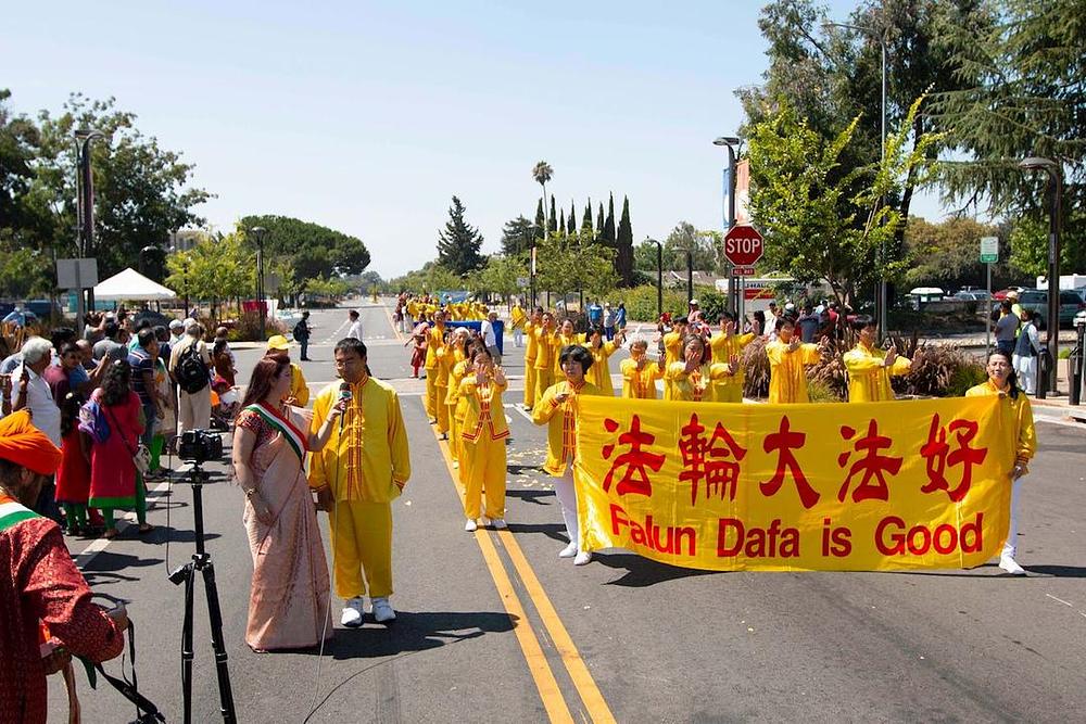 Mediji intervjuišu praktikanta 