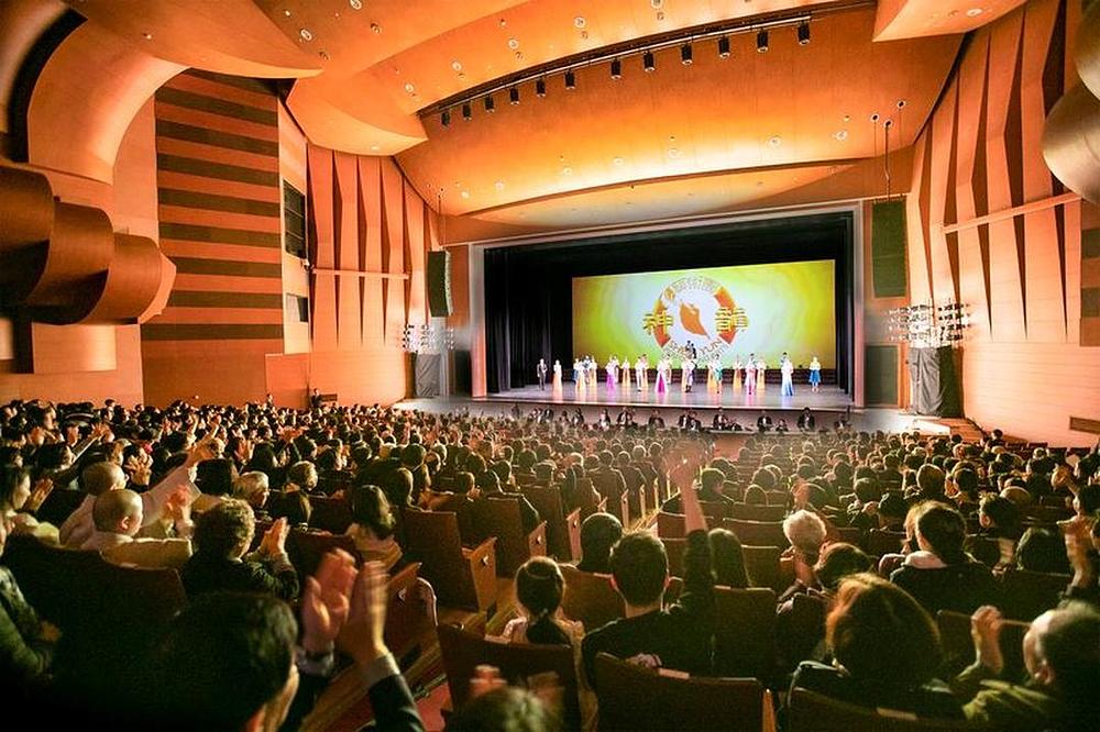 Shen Yun World Company je završila svoju turneju u Južnoj Koreji za 2019. godinu 31. marta u Centru za umjetnost Cheongju u Cheongjuu.
