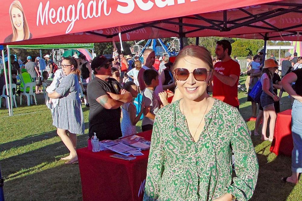 Meaghan Scanlon, ministrica za životnu sredinu države Queensland iz Laburističke stranke u državi Queensland i članica parlamenta za Gaven, pohvalila je principe Istinitosti, Dobrodušnosti, Tolerancije.