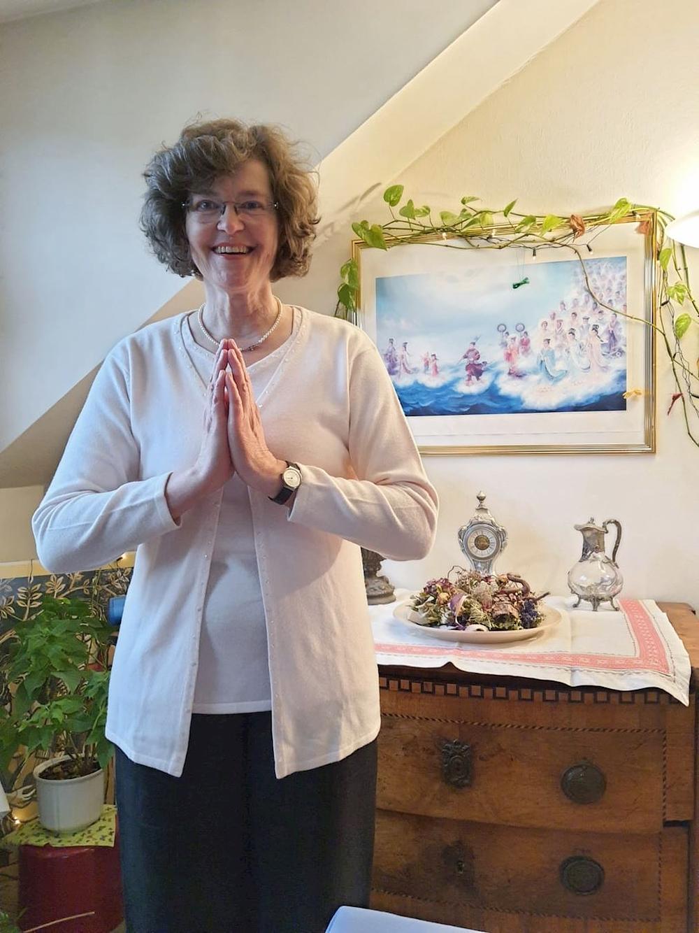 
Andrea želi učitelju Liju srećnu kinesku Novu godinu!