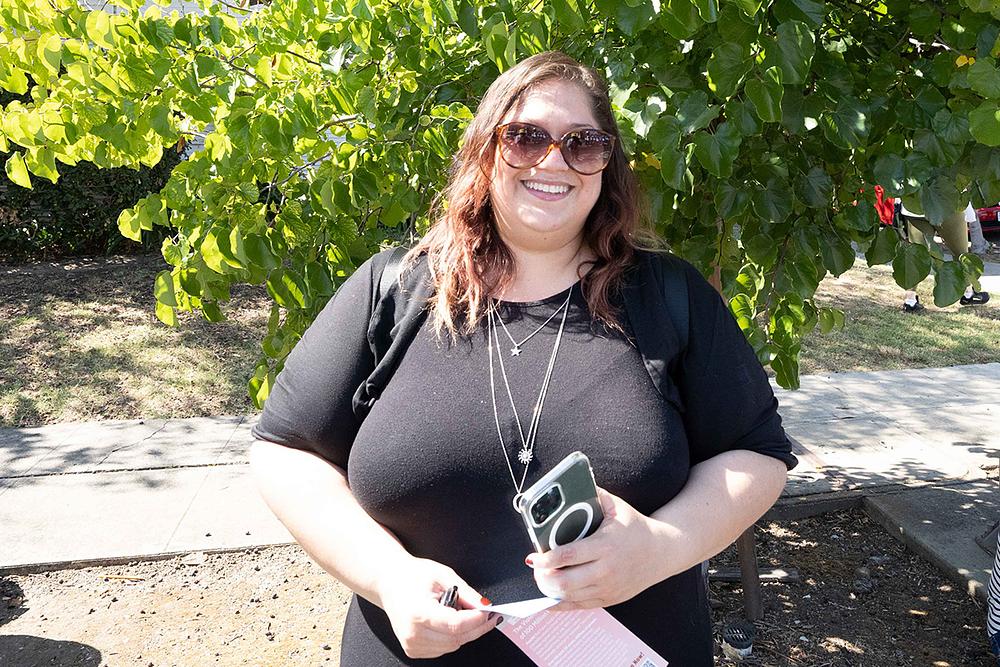 Josselle je hvalila Falun Dafa zbog njegovih zdravstvenih dobrobiti.