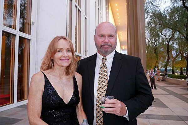 Kimberly Swartz i David Smith na predstavi Shen Yuna u Washingtonu, D.C., 16. jula.