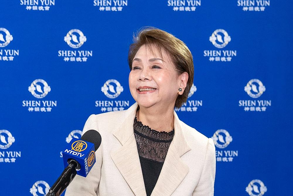 Yoshiko Saito na nastupu Shen Yun u Nagoyi 22. prosinca (NTD televizija)