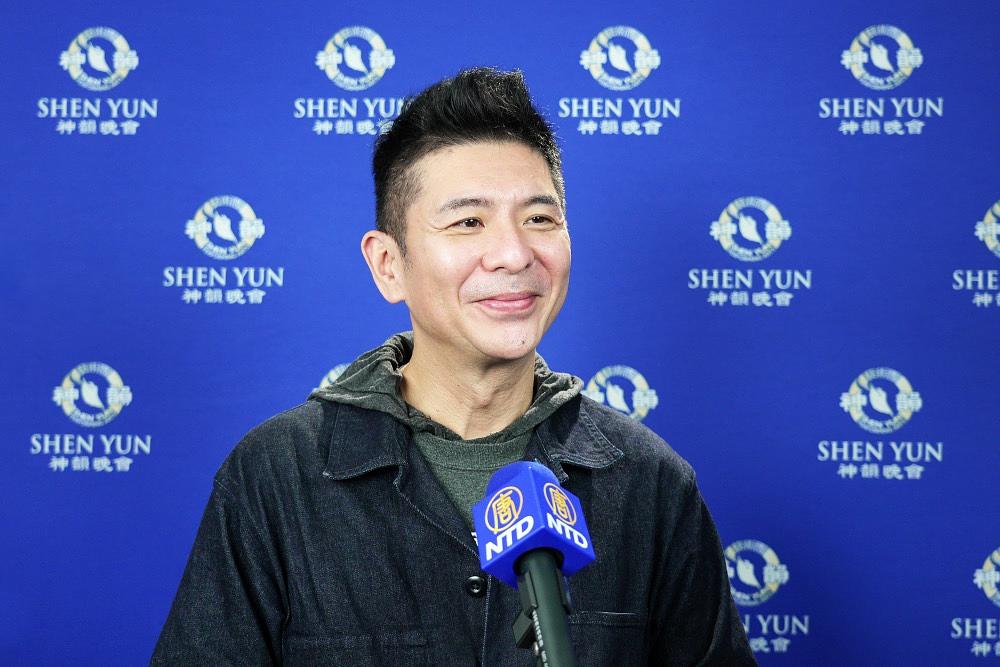 Nagrađivani pjevač Ric Huang na nastupu Shen Yun u Miaoliju 24. februara (The Epoch Times)