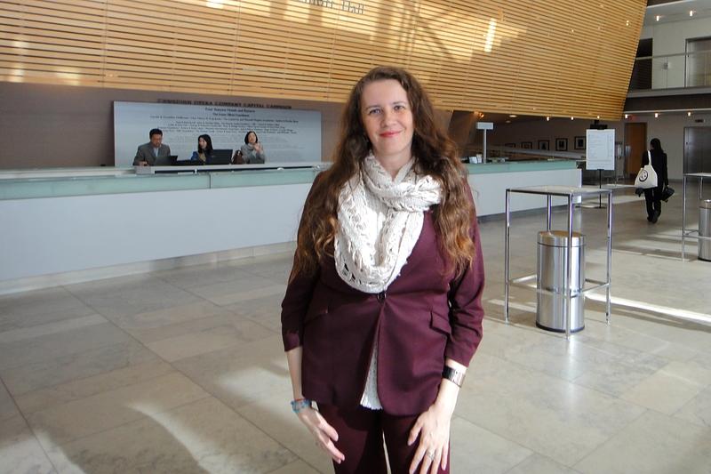 Politička analitičarka Maria Marchyshyn na nastupu Shen Yuna u Torontu, Kanada, 9. travnja