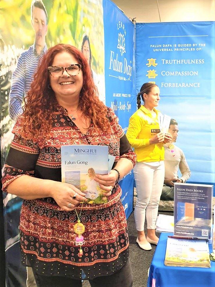 Roweena Conlon smatra da ljudi trebaju biti tolerantni jedni prema drugima.