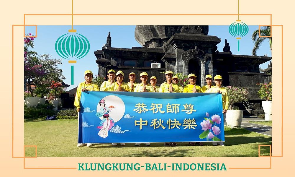 Pozdrav Učitelju Li-u od praktikanata iz Klungkunga, Bali