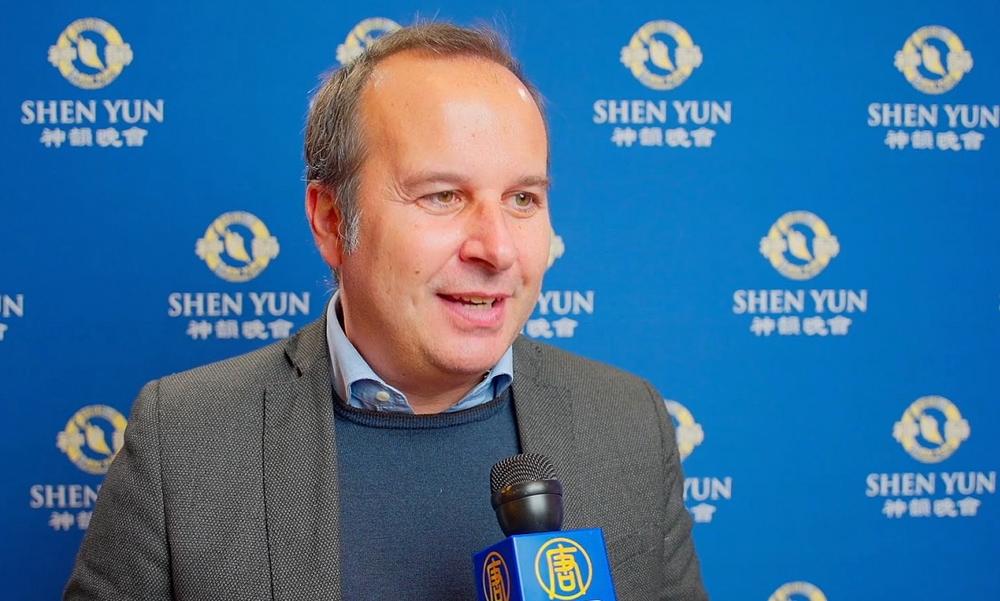 Giorgio Angius, zamjenik gradonačelnika Cagliarija, na predstavi Shen Yun u Cagliariju 4. januara uvečer (NTD Televizija)