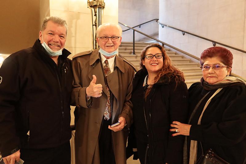 Constantin Roboostoff, partner u advokatskoj firmi, i njegova porodica na predstavi Shen Yun u San Franciscu 6. januara (The Epoch Times)