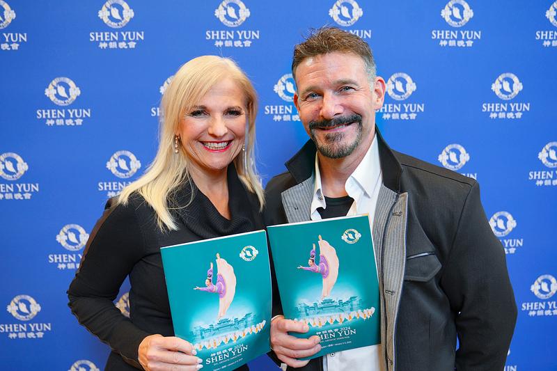 Janice i Mike Hisle na predstavi Shen Yuna u Daytonu, Ohajo, 3. januara (NTD Televizija)