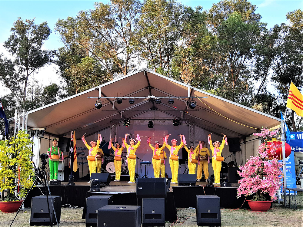 Praktikanti izvode bubnjarsku tačku