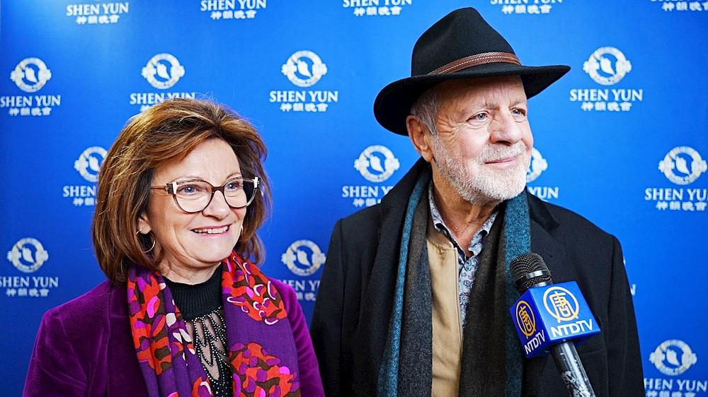 Bivši sudija Bernard Archenault-Donzé i njegova supruga na predstavuu Shen Yun u Parizu 1. marta (NTD Televizija)